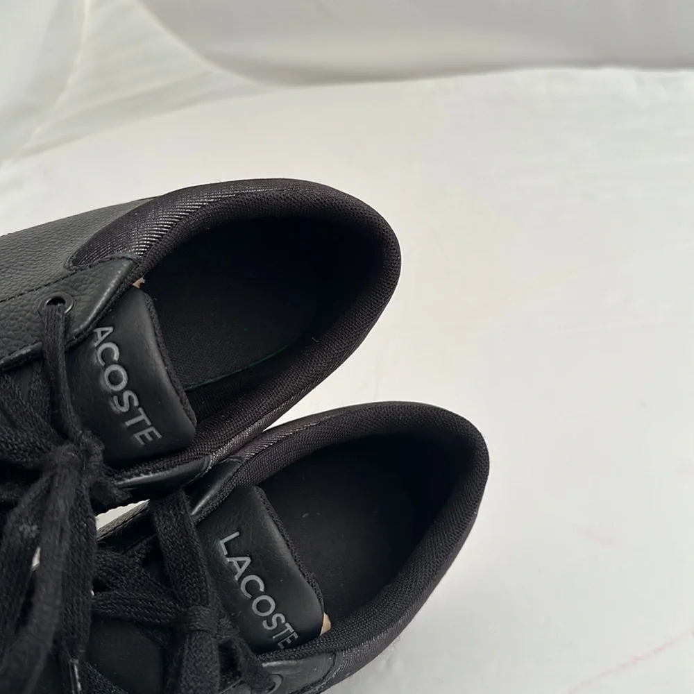 Lacoste Minzah black leather low top sneakers
